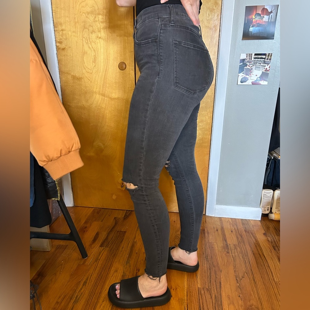 Madewell Black High Rise Ripped Jeans - Picture 2 of 8